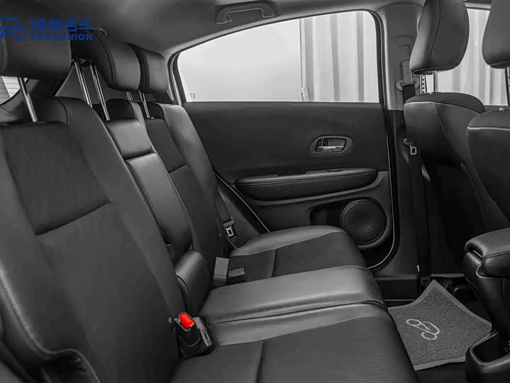 Фото 16 - Honda Vezel