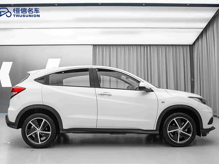Фото 4 - Honda Vezel