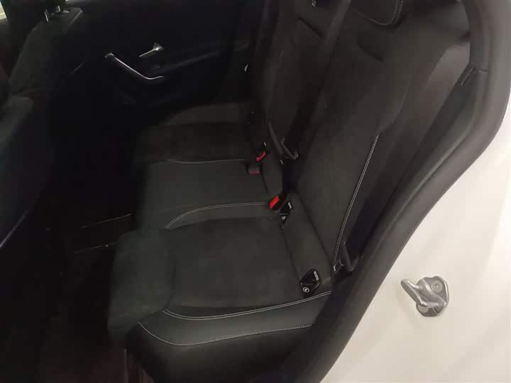 Фото 17 - Mercedes-Benz A-Class