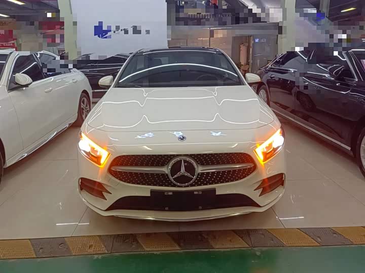 Фото 3 - Mercedes-Benz A-Class