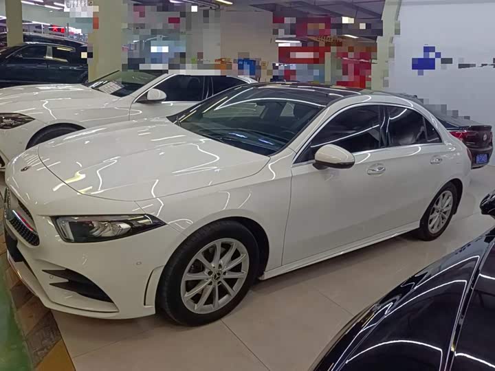 Фото 5 - Mercedes-Benz A-Class