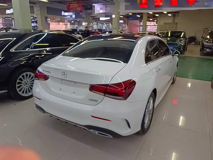 Фото 7 - Mercedes-Benz A-Class