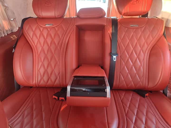 Фото 9 - Mercedes-Benz Vito