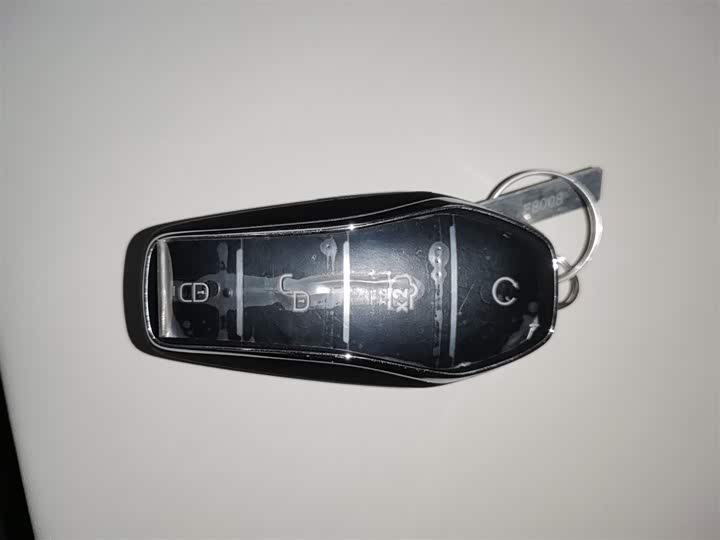 Фото 9 - BYD Qin L