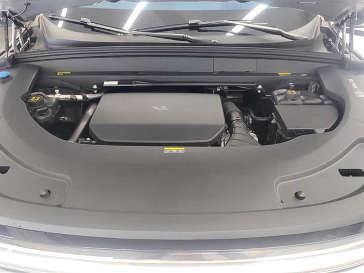 Фото 10 - LiXiang L7