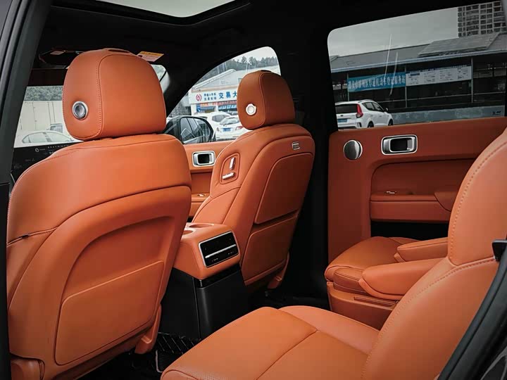 Фото 8 - LiXiang L9