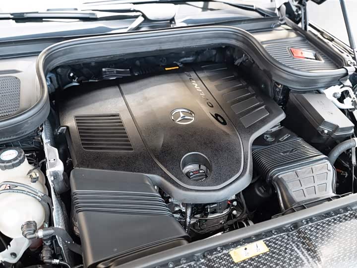 Фото 10 - Mercedes-Benz GLE-Class