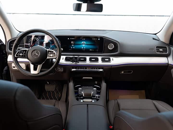 Фото 11 - Mercedes-Benz GLE-Class