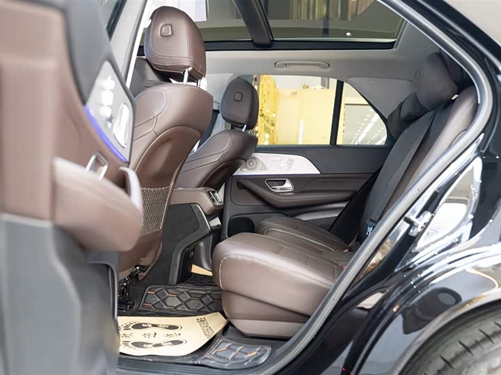 Фото 16 - Mercedes-Benz GLE-Class