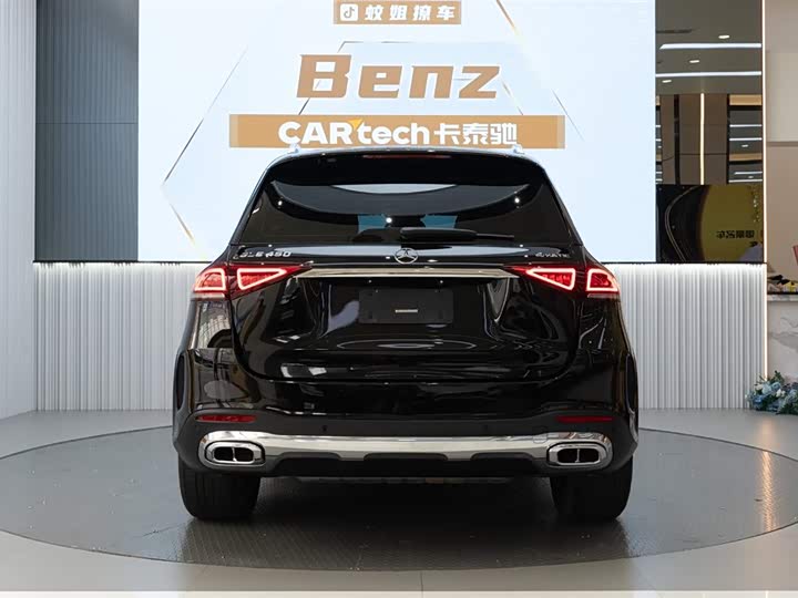 Фото 4 - Mercedes-Benz GLE-Class