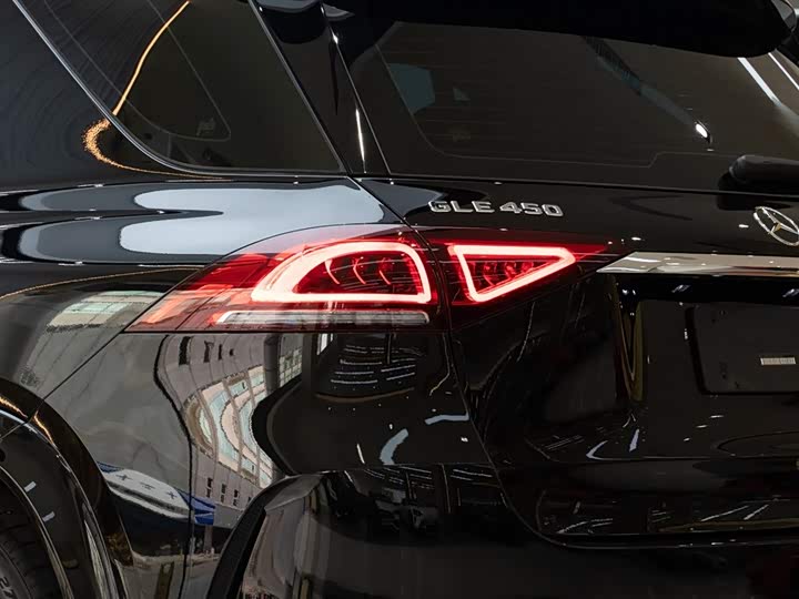 Фото 6 - Mercedes-Benz GLE-Class