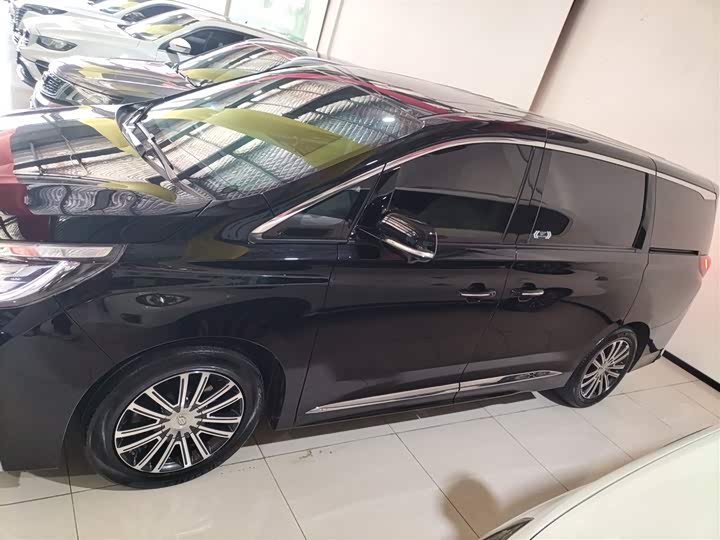 Фото 5 - GAC Trumpchi M8