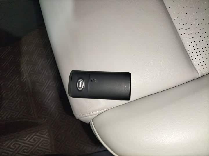 Фото 9 - GAC Trumpchi M8