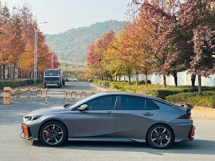 Фото 14 - GAC Trumpchi Empow R