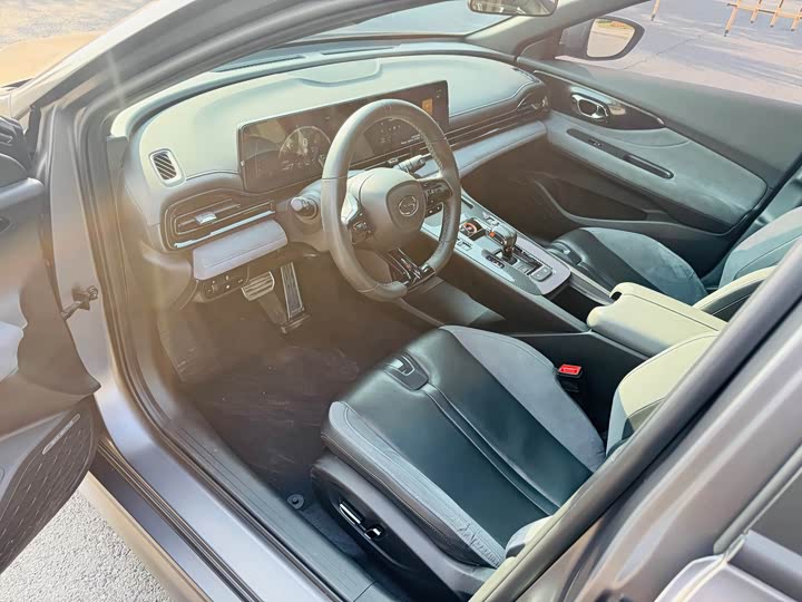 Фото 4 - GAC Trumpchi Empow R