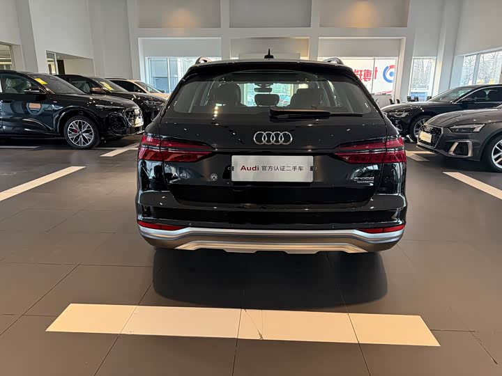 Фото 7 - Audi A6