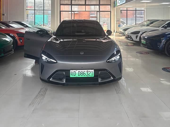 Фото 2 - Xiaomi YU7