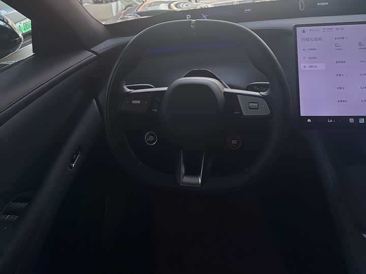 Фото 9 - Xiaomi YU7