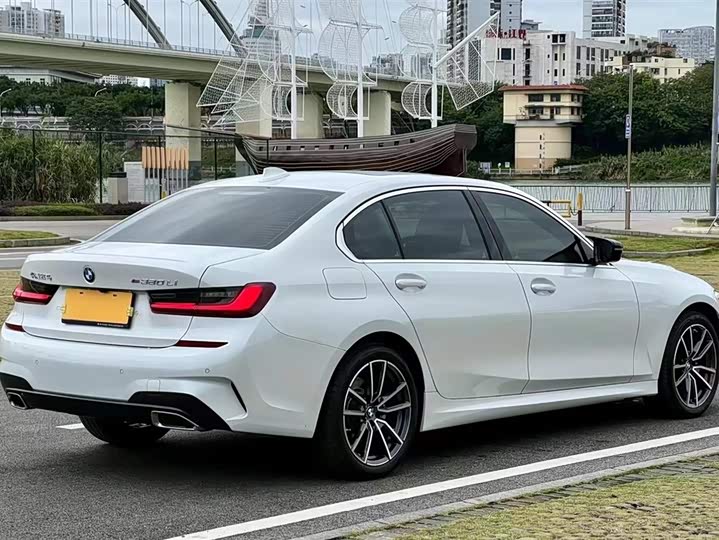 Фото 3 - BMW 3 Series