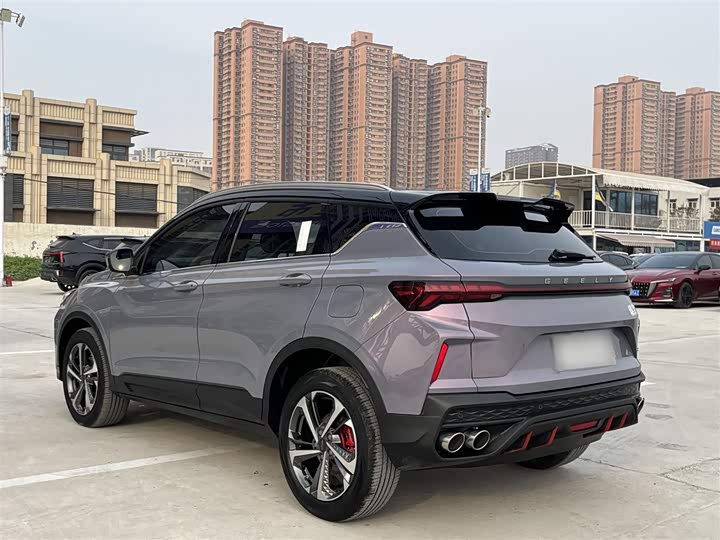 Фото 8 - Geely Coolray