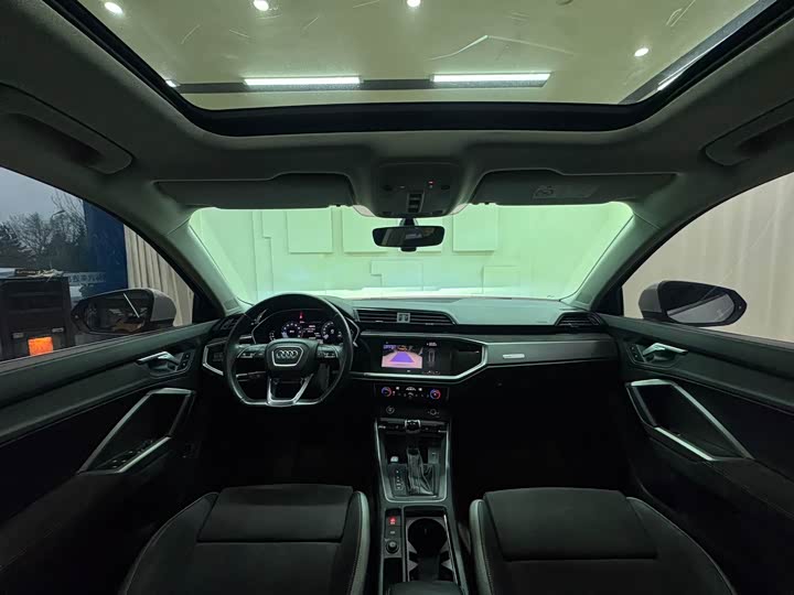 Фото 15 - Audi Q3