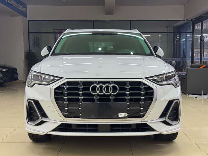 Фото 2 - Audi Q3