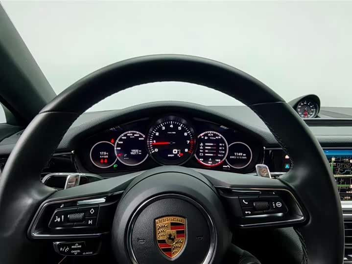 Фото 9 - Porsche Panamera