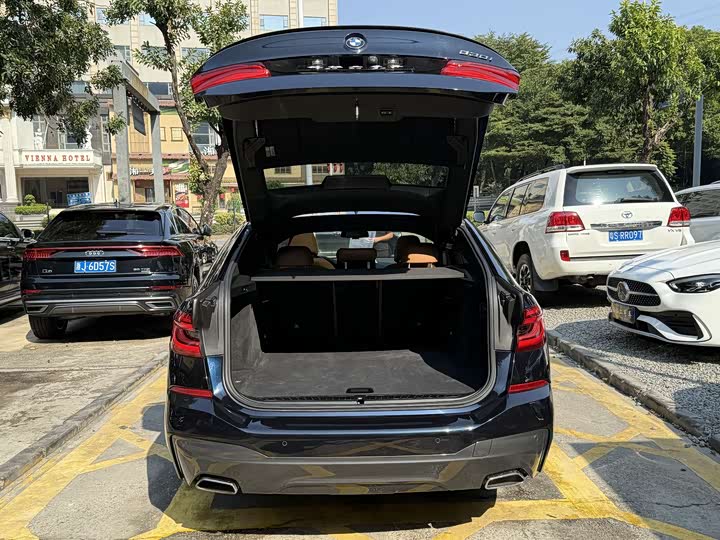 Фото 19 - BMW 6 Series GT