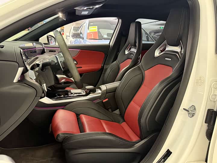 Фото 3 - Mercedes-Benz A-Class AMG