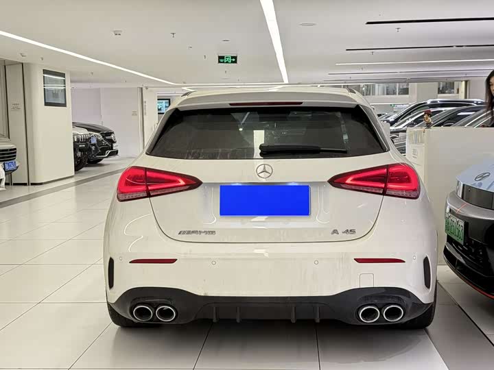 Фото 8 - Mercedes-Benz A-Class AMG