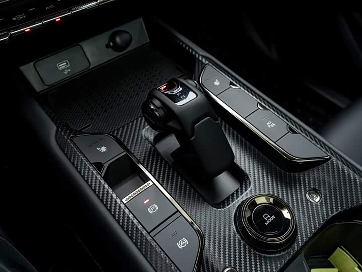 Фото 24 - Haval Raptor Hybrid