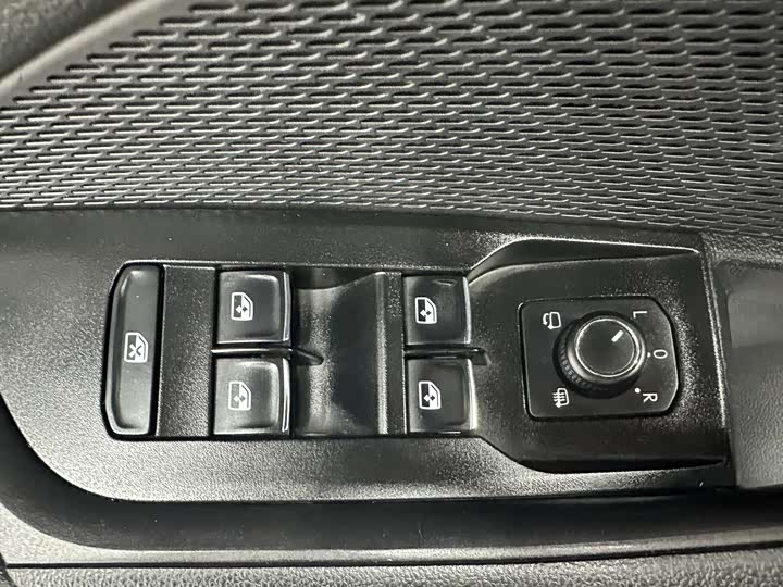 Фото 11 - Skoda Octavia Pro