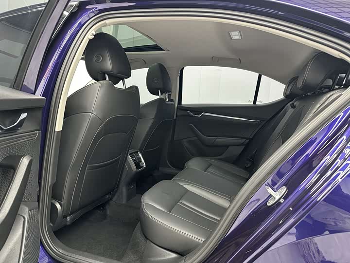 Фото 5 - Skoda Octavia Pro