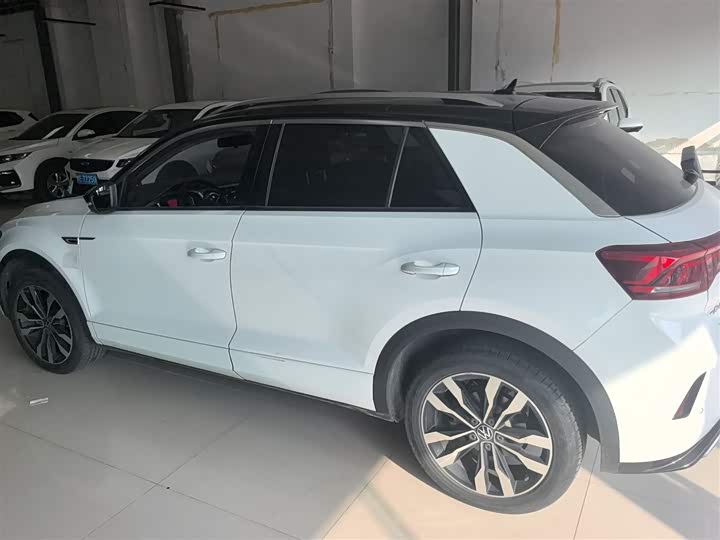 Фото 5 - Volkswagen T-Roc