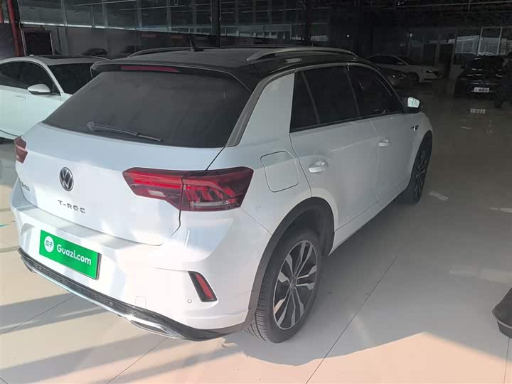 Фото 7 - Volkswagen T-Roc