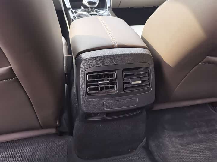 Фото 16 - BYD Qin Plus