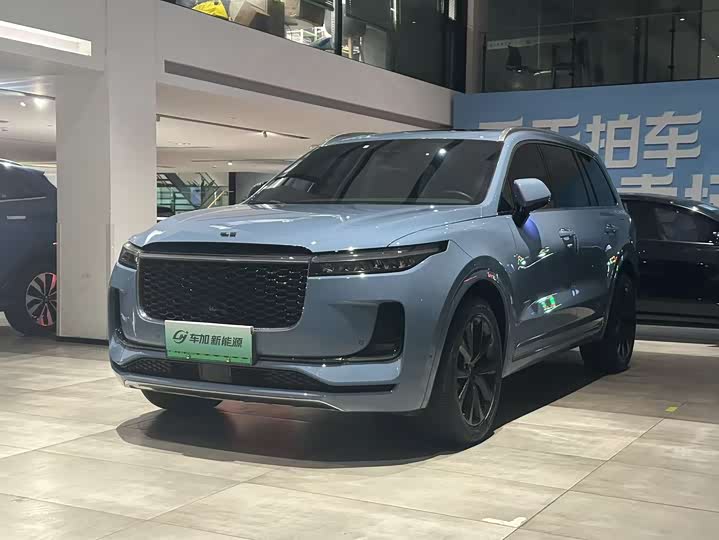 Фото 1 - LiXiang One