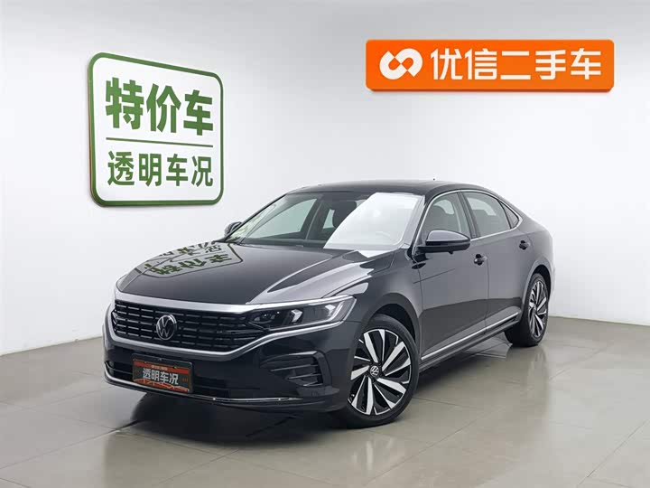 Фото 1 - Volkswagen Passat