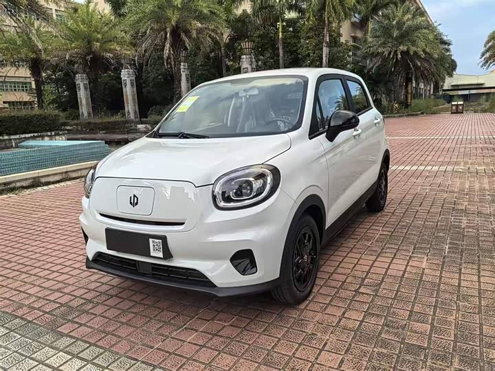 Фото 1 - Leapmotor T03