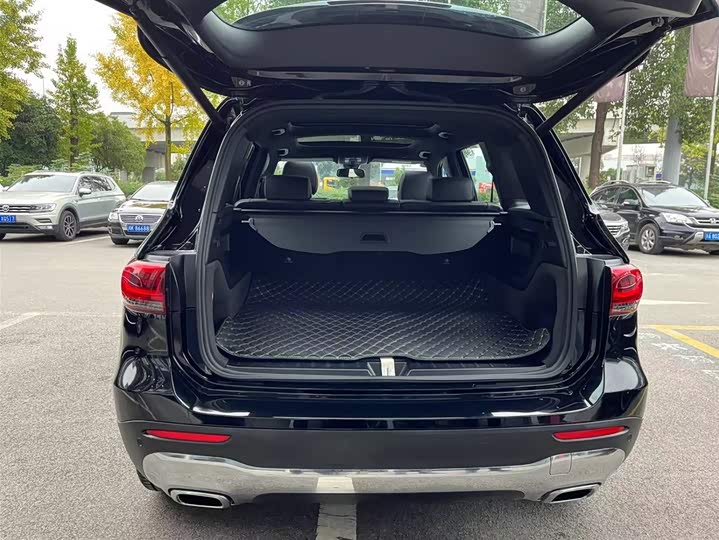 Фото 12 - Mercedes-Benz GLB-Class