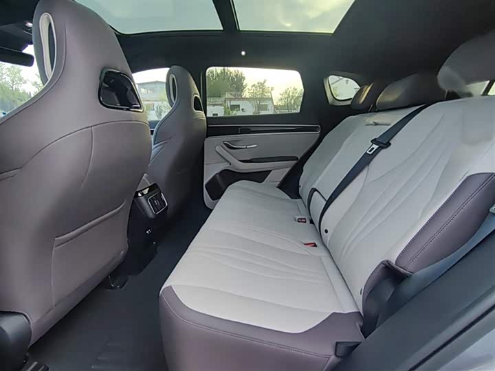 Фото 14 - BYD Song Plus Hybrid/EV