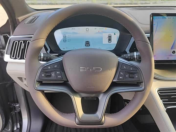 Фото 3 - BYD Song Plus Hybrid/EV