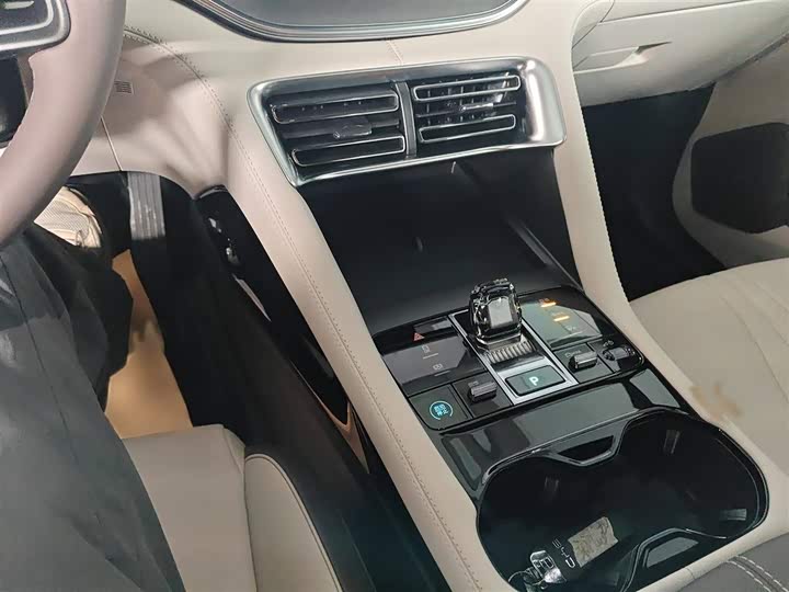 Фото 7 - BYD Song Plus Hybrid/EV