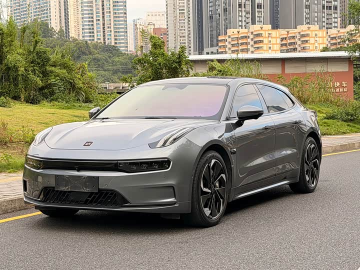 Фото 1 - Zeekr 001