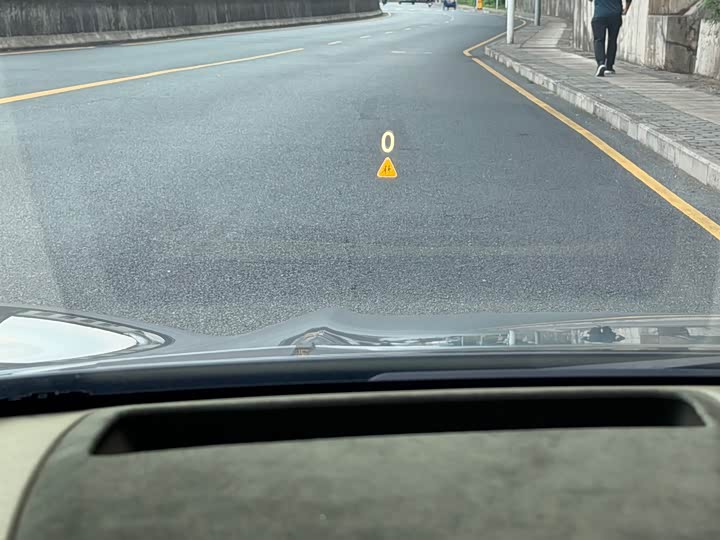 Фото 8 - Zeekr 001