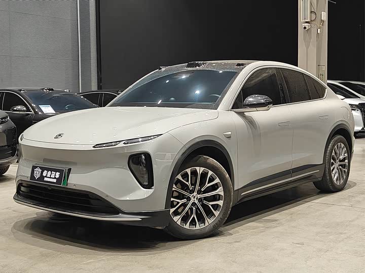 Фото 1 - Nio EC6