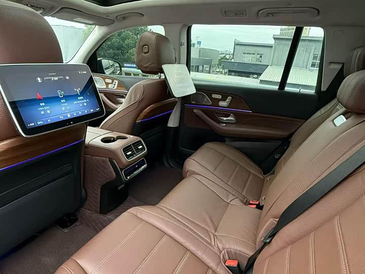 Фото 8 - Mercedes-Benz GLS-Class