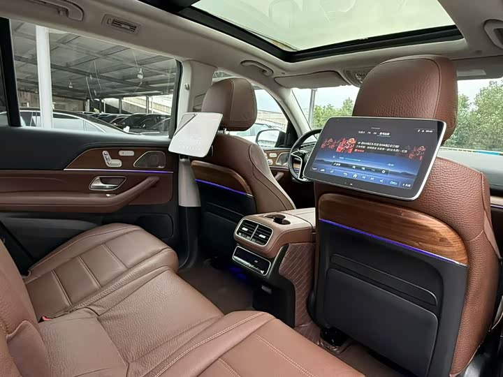 Фото 9 - Mercedes-Benz GLS-Class