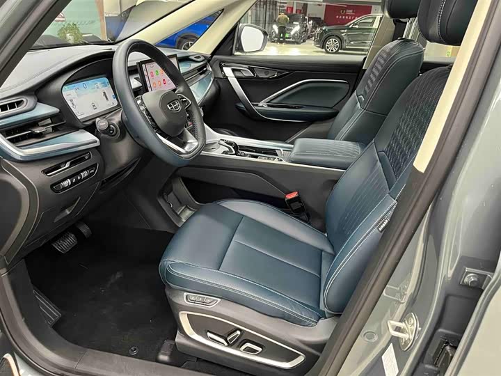 Фото 11 - Geely Jiaji