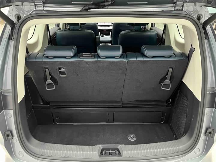 Фото 17 - Geely Jiaji